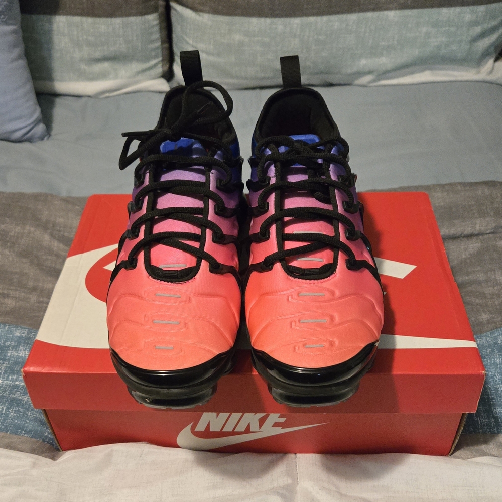 Nike Air VaporMax Plus Gradient Sneakers